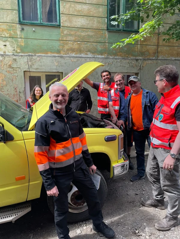Ambulans levererad till Ukraina